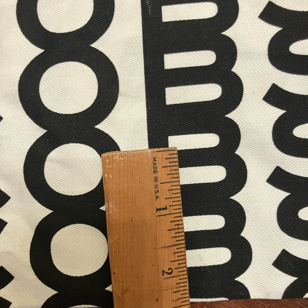 Marc Jacob’s Dust Bag - Picture 7 of 8